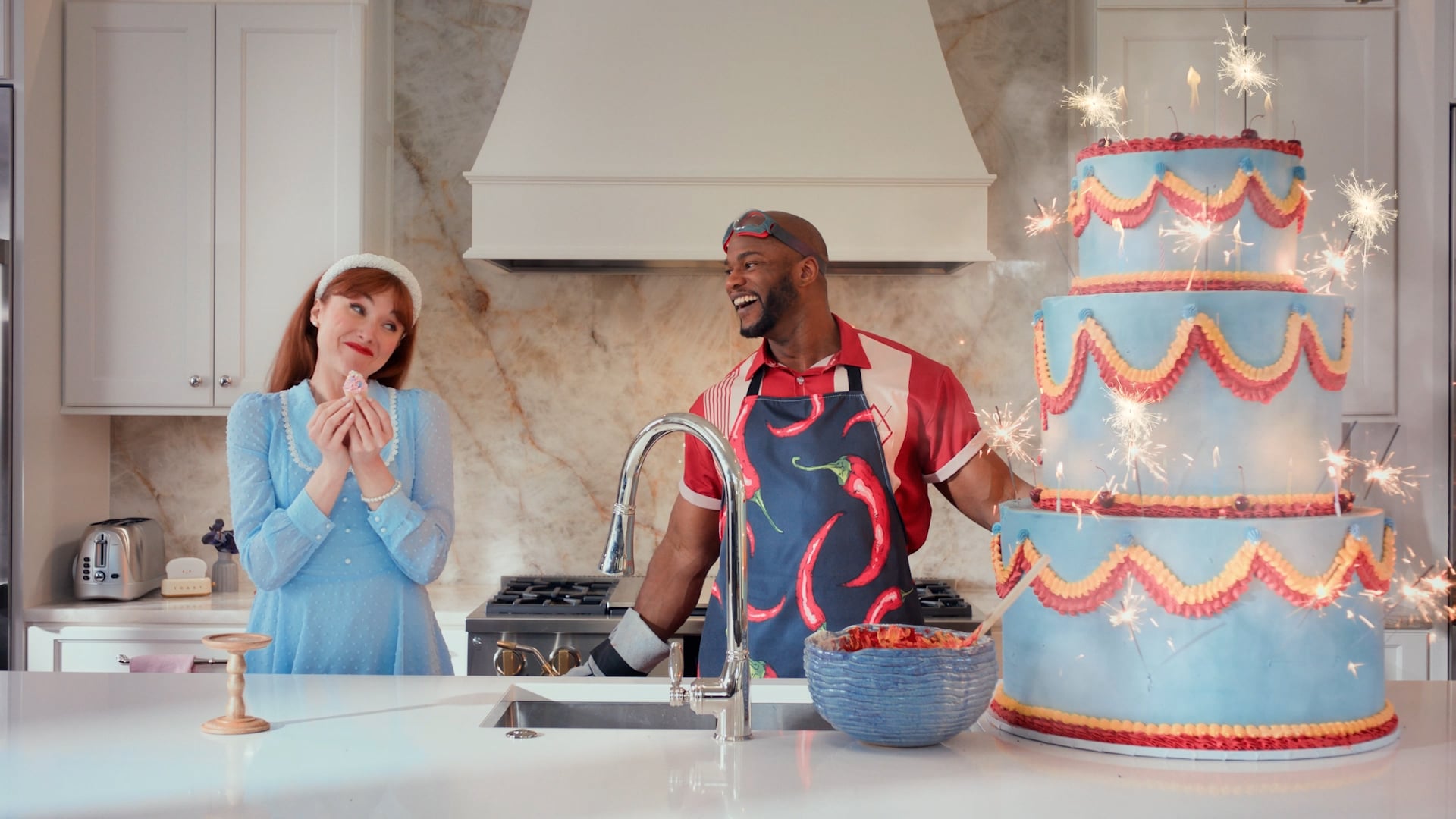 Still 4 from Minnie & Max — cinematography by Grant Smucker